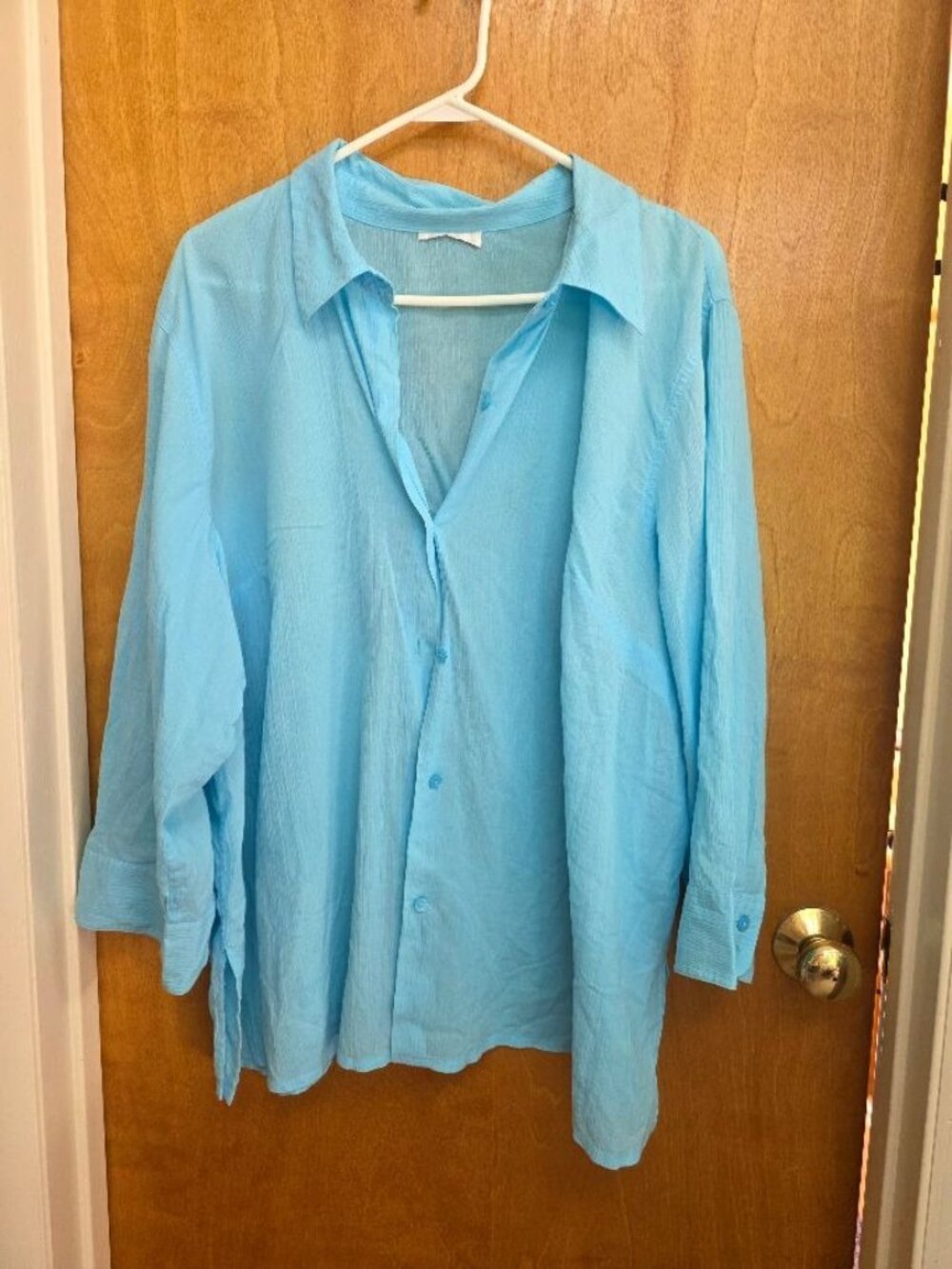 Misses Talbots size XL aqua blue crepe loose button shirt